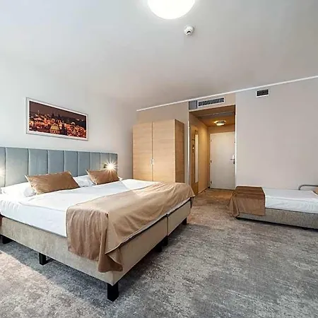 Hotell Ehrlich 4*