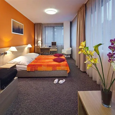 Ehrlich Otel